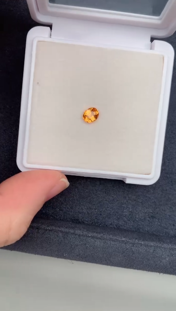 未镶嵌珠宝半成品石榴石0.86ct芬达 定制   DH