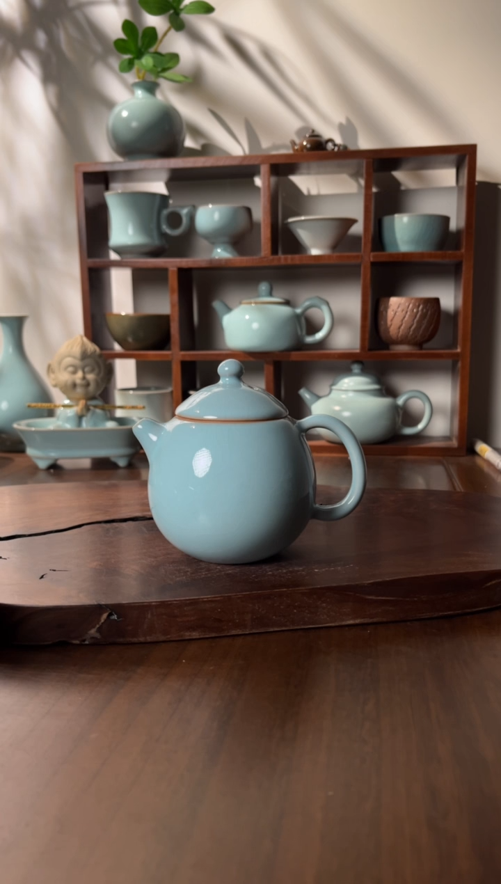 【闪购商品】壶汝窑天青釉色龙蛋茶壶