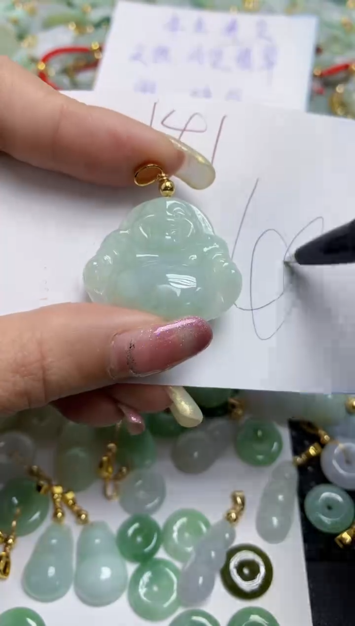 【闪购商品】翡翠颈饰合金天然翡翠A货