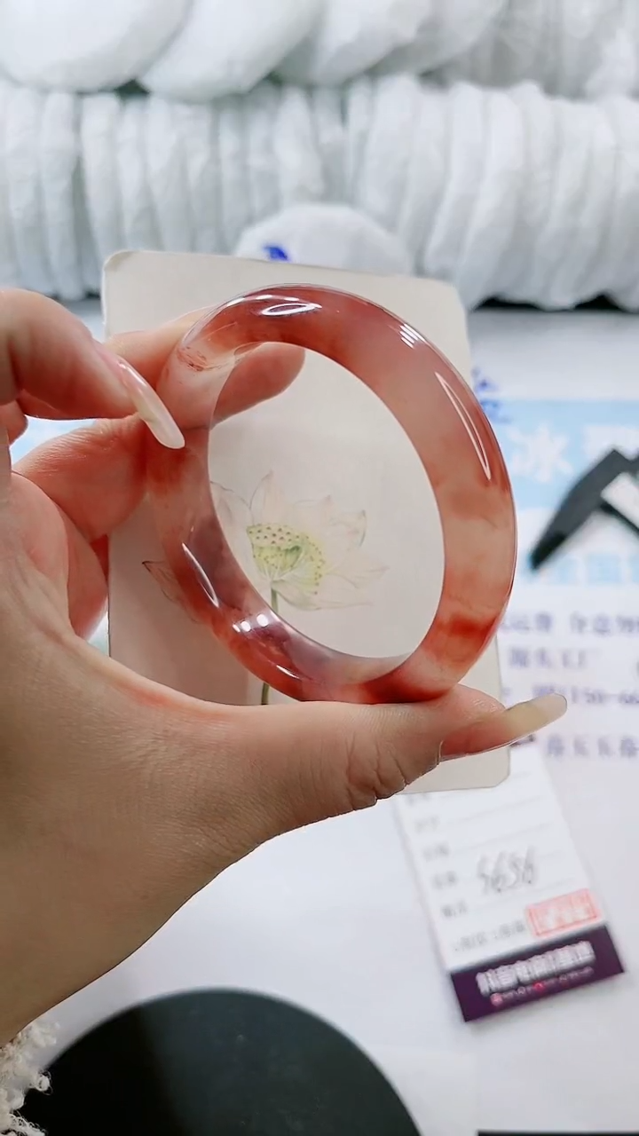 【闪购商品】石英质玉手镯未镶嵌多样性发货S656