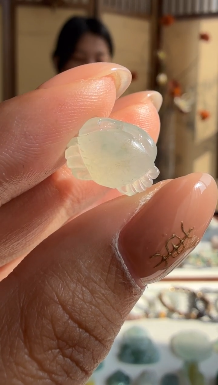 未镶嵌定制翡翠螃蟹