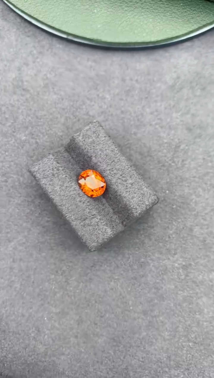 【闪购商品】石榴石裸石未镶嵌2ct 芬达石