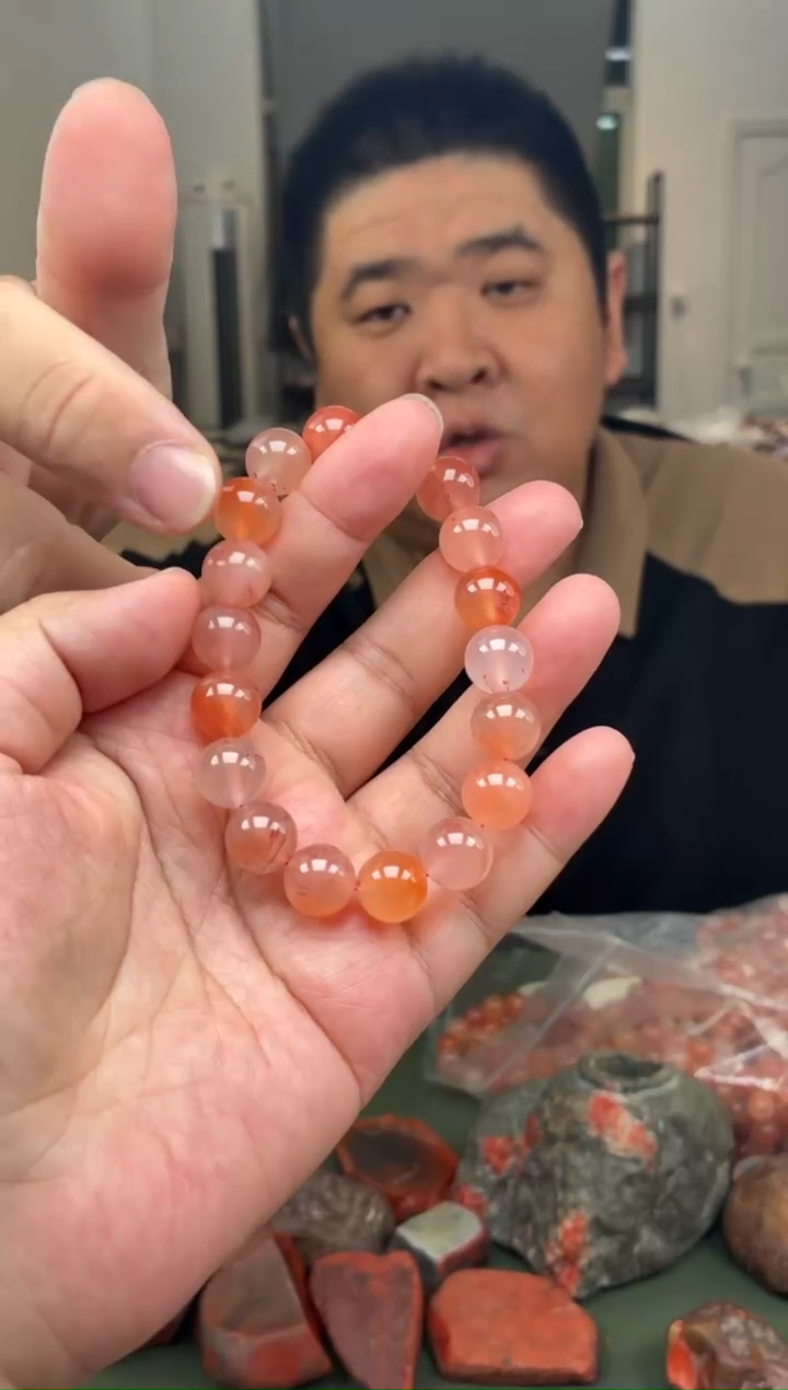 手串未镶嵌南红玛瑙单圈手串一条约11mm多样性发货