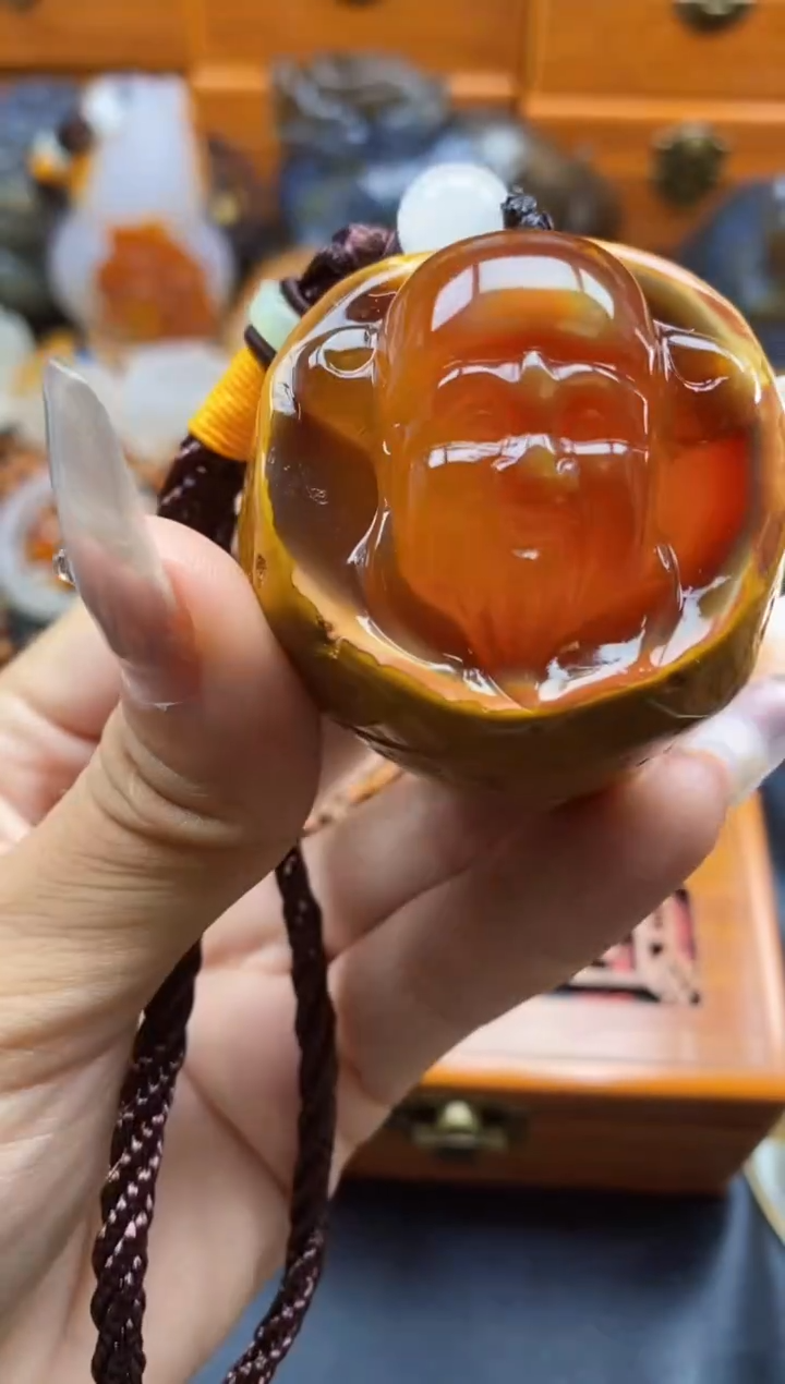 玛瑙/玉髓挂件未镶嵌悟*空ll