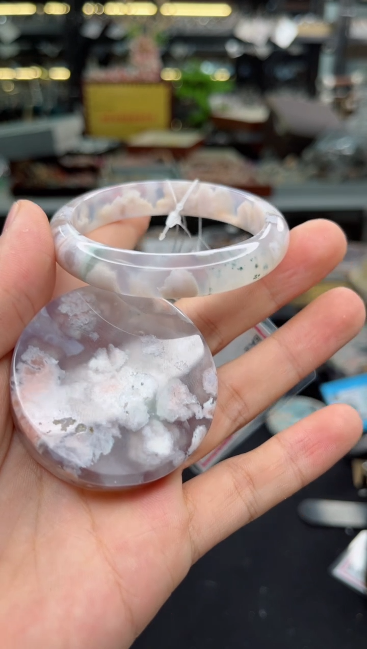 【闪购商品】石英质玉手镯未镶嵌53圈口（赠品镯心）S9188