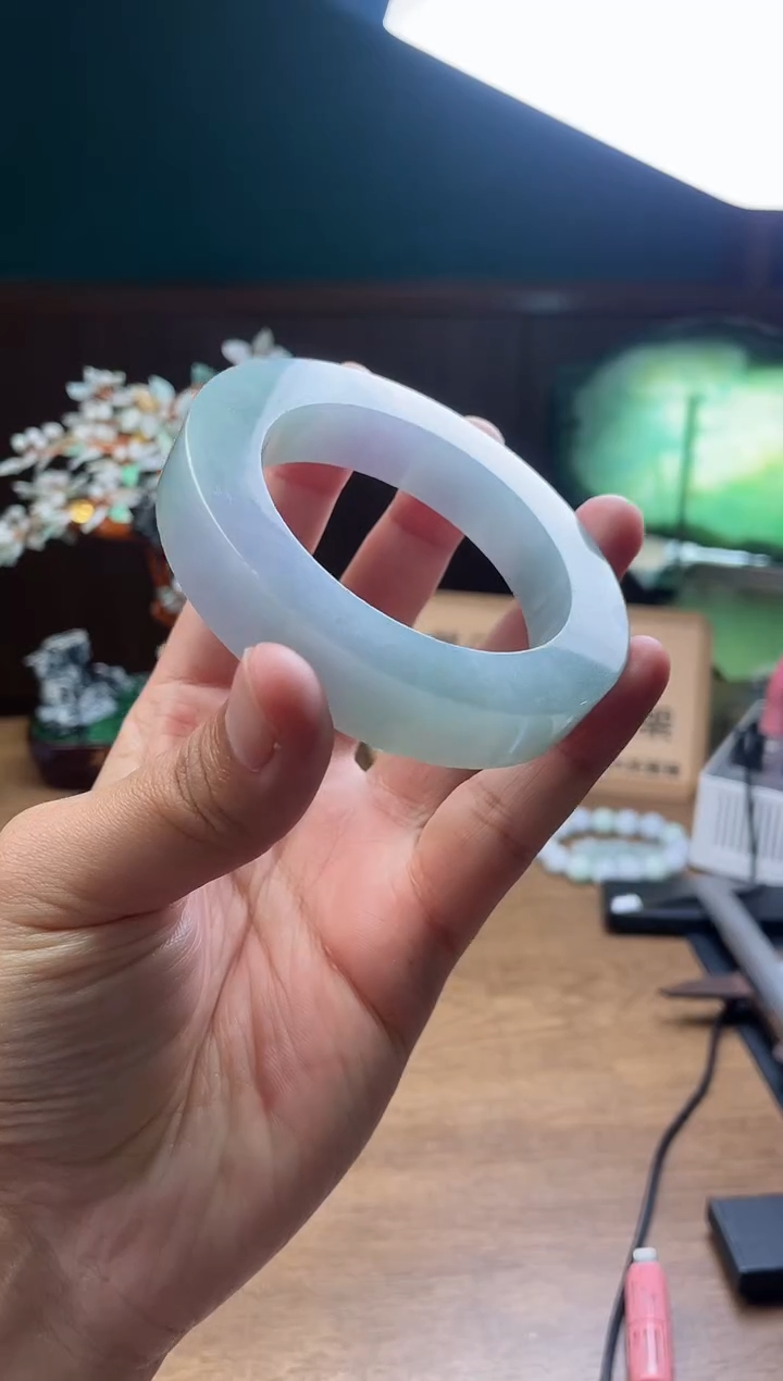 【闪购商品】定制翡翠手镯未镶嵌定制