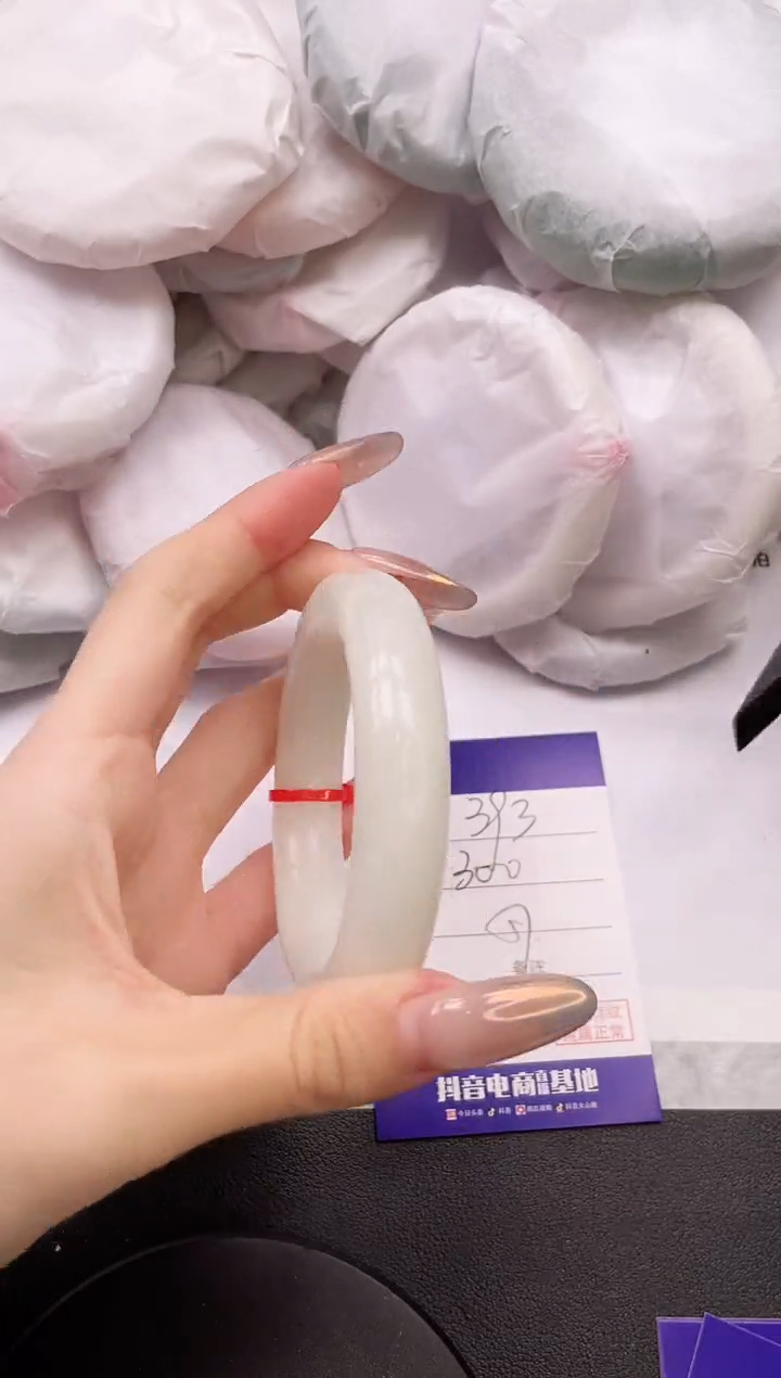 【闪购商品】和田玉手镯未镶嵌4K393-57