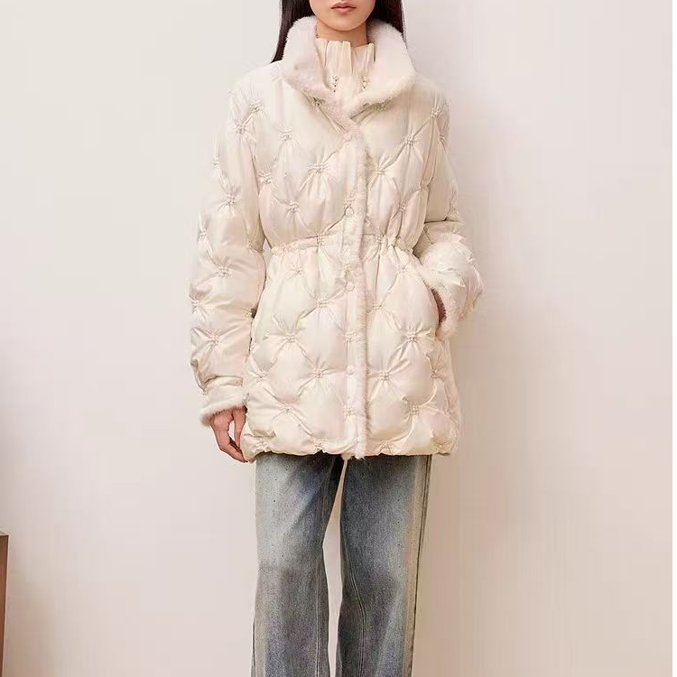 【朵】2025冬季新款鹅绒钉珠刺绣轻薄款