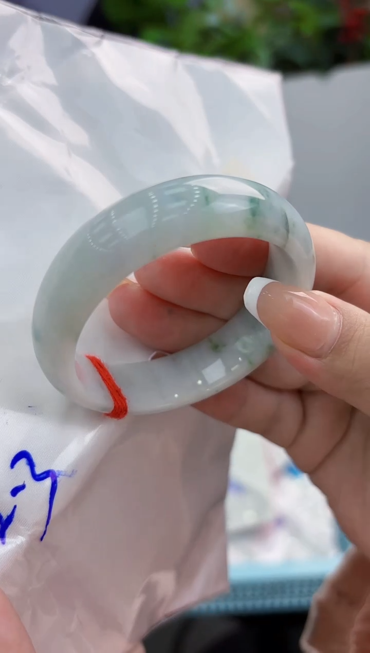 【闪购商品】翡翠手镯未镶嵌翡翠手镯
