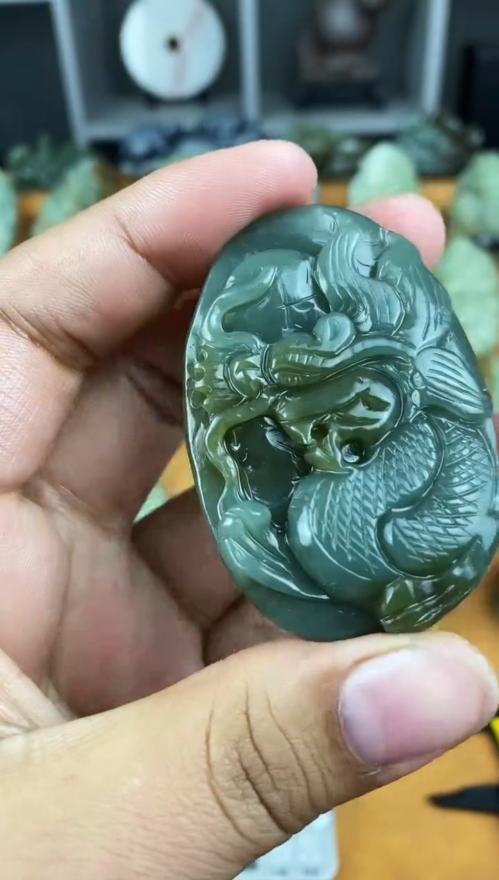 未镶嵌和田玉把件1