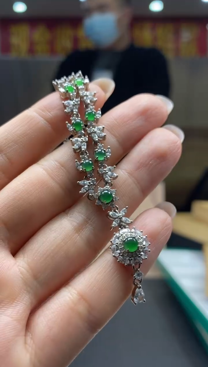 【闪购商品】翡翠手链未镶嵌********126