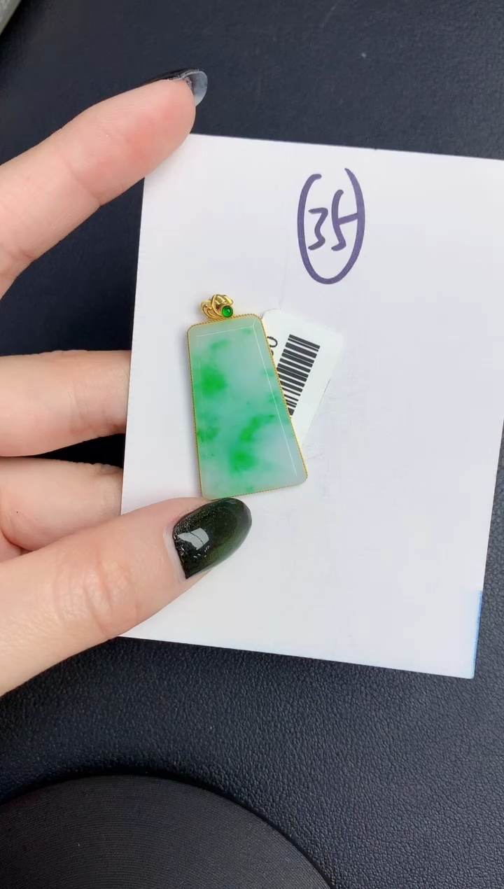 【闪购商品】翡翠颈饰18K金镶嵌000000000