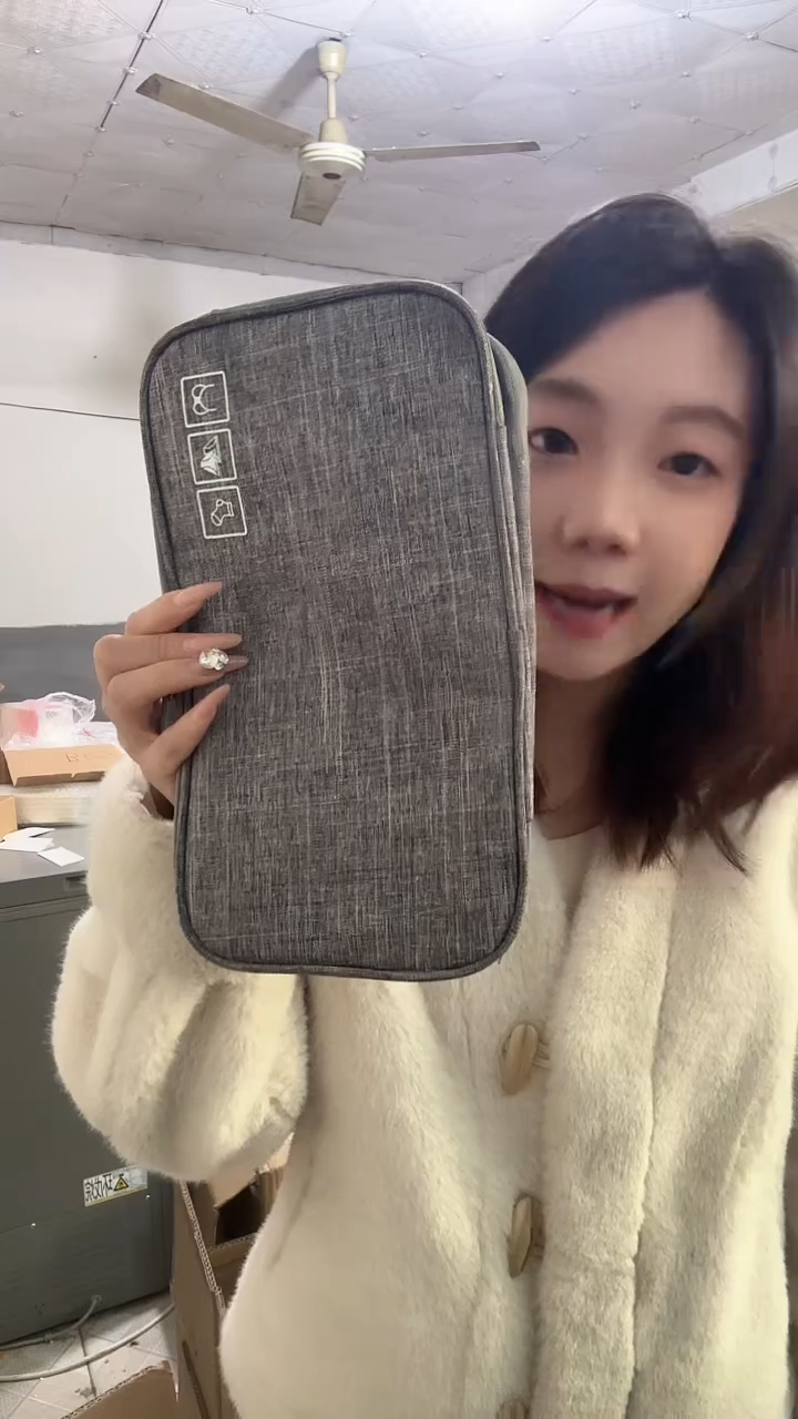 蚕丝K378，王牌智妍面霜套盒，包包