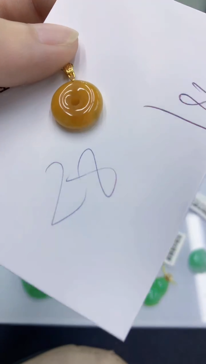 颈饰未镶嵌翡翠翡翠