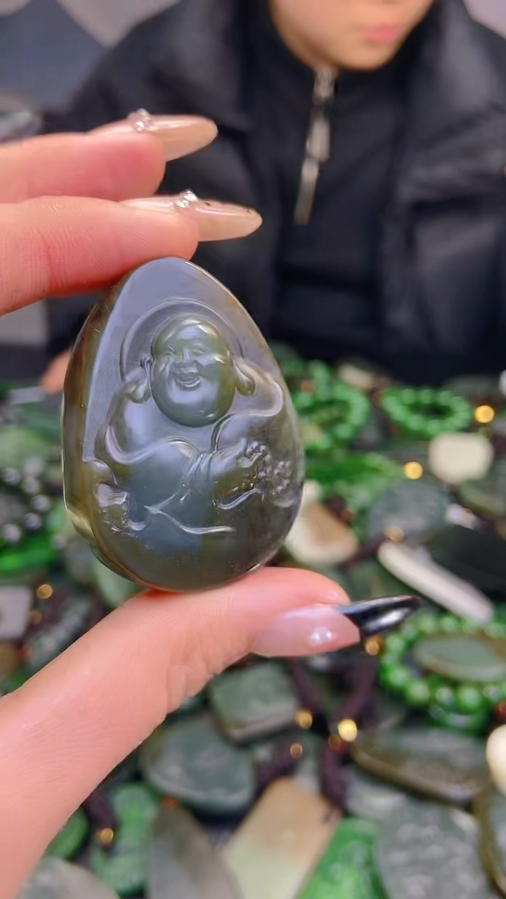 颈饰未镶嵌和田玉1