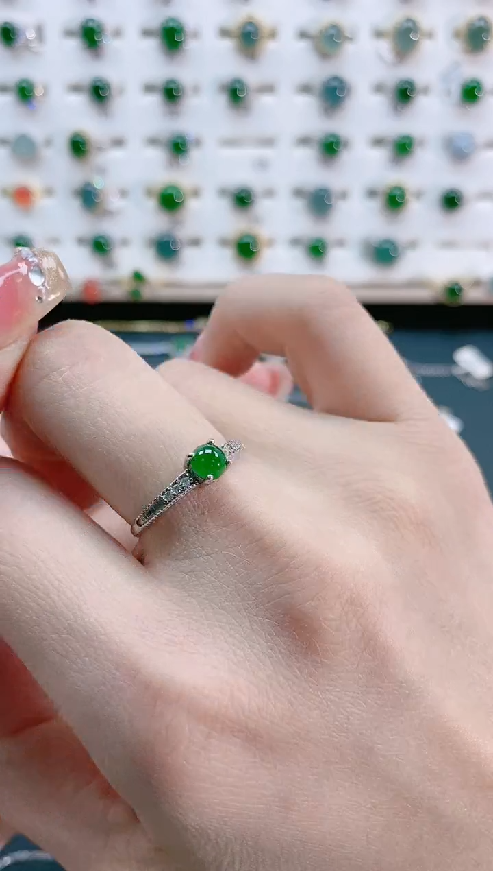 【闪购商品】翡翠戒指银S925镶嵌天然翡翠