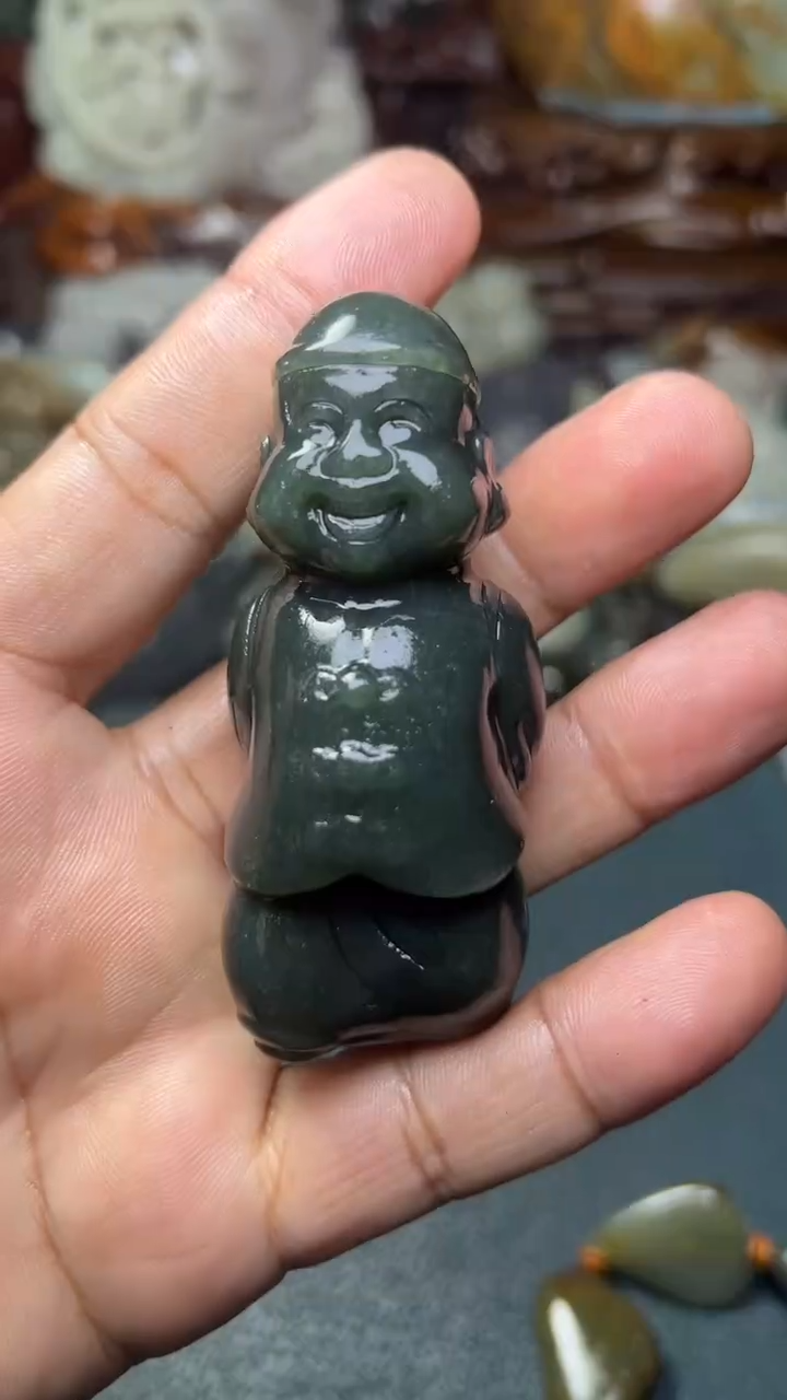 未镶嵌和田玉把件-