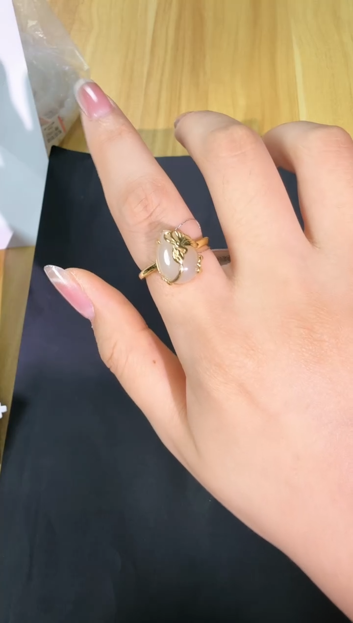 和田玉戒指银S925镶嵌          