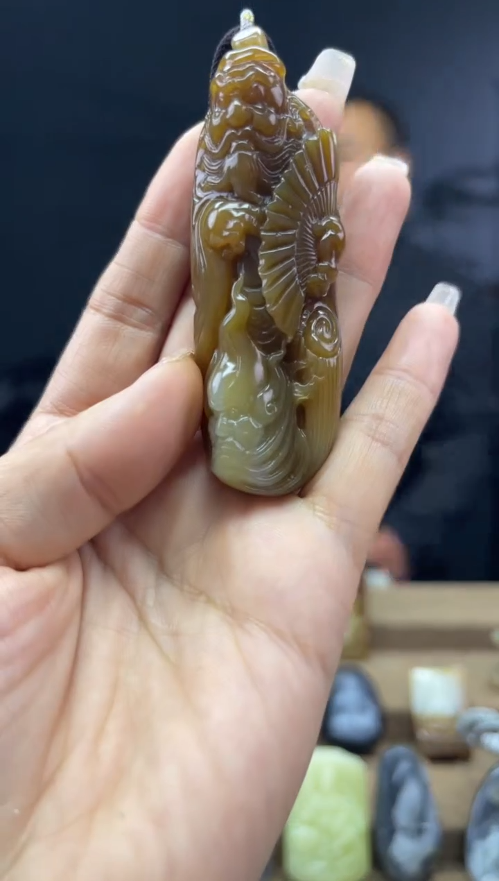颈饰未镶嵌和田玉1