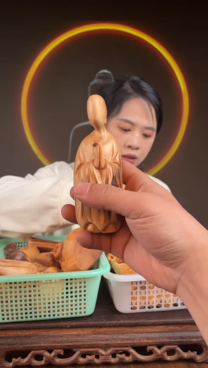 【闪购商品】柏木（崖柏）手工摆件,先抢先得!424