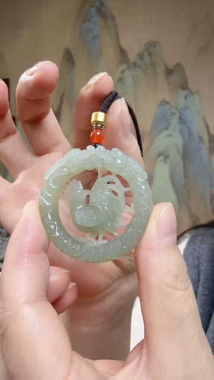 颈饰未镶嵌和田玉.