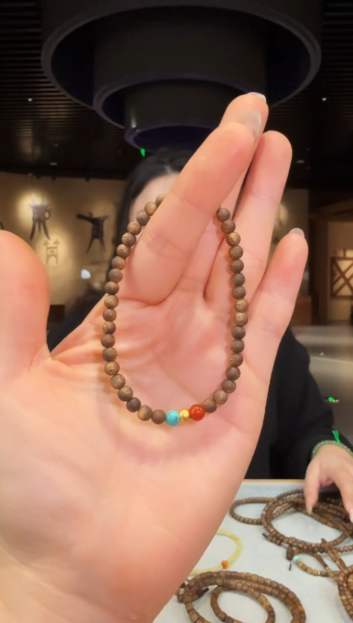 【闪购商品】沉香手串海南莺歌绿棋单圈圆珠