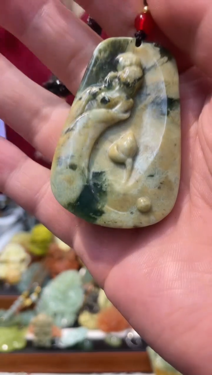 【闪购商品】岫玉吊坠未镶嵌·