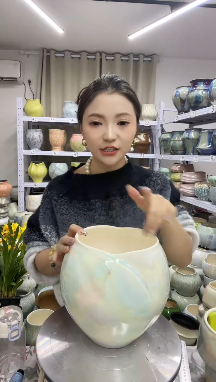 12.9【花盆链接】  高 ：21 口：16