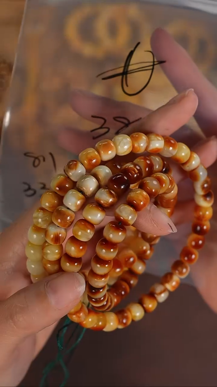 手串蜜蜡未镶嵌伯*.若雨臣品质回血