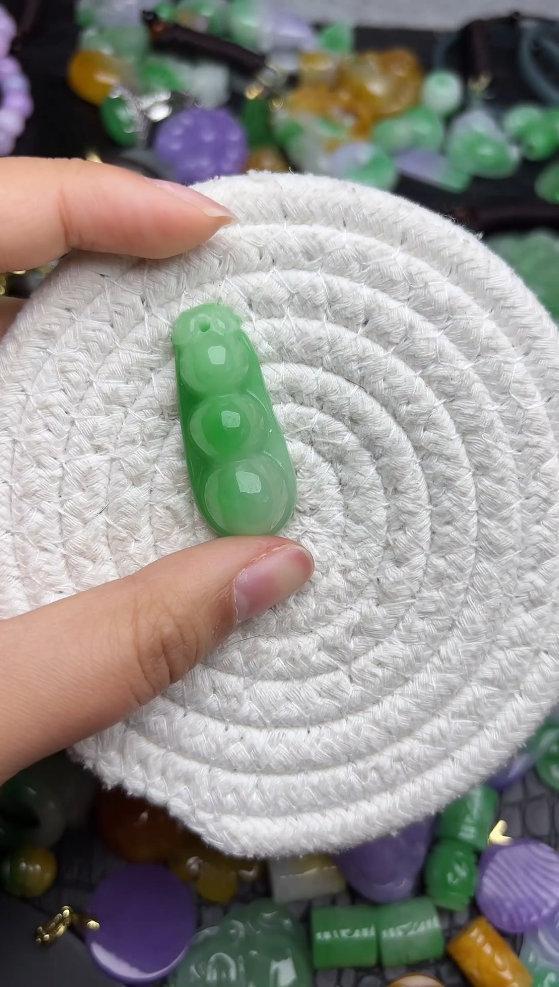 颈饰未镶嵌翡翠缅甸翡翠吊坠