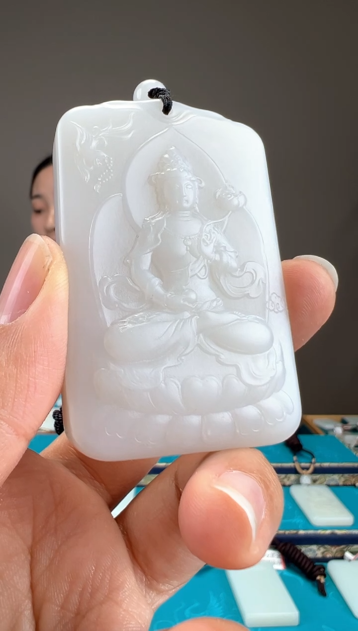 【闪购商品】和田玉颈饰未镶嵌1