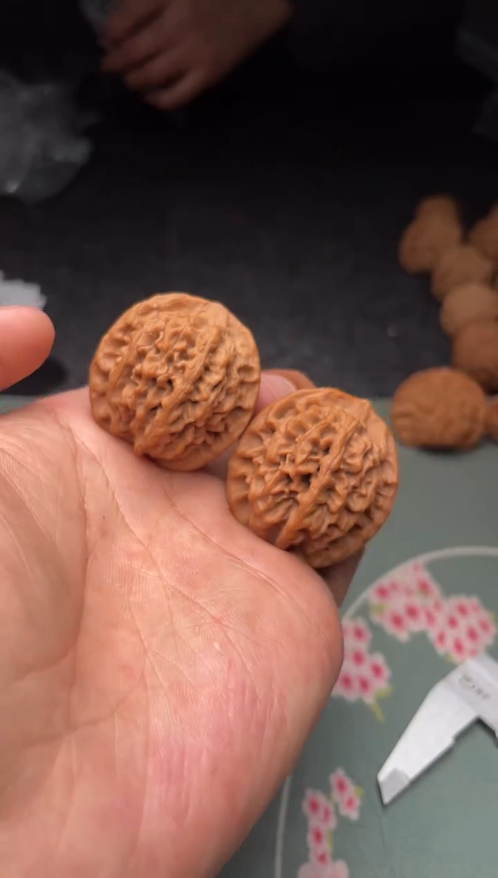 把件文玩核桃a229  秦闷 34尺