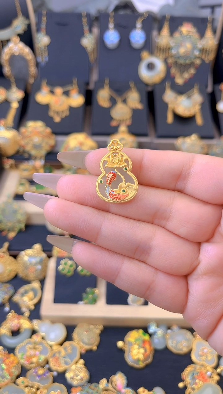 【闪购商品】和田玉吊坠银S925镀金镶嵌金鱼莲花葫芦吊坠