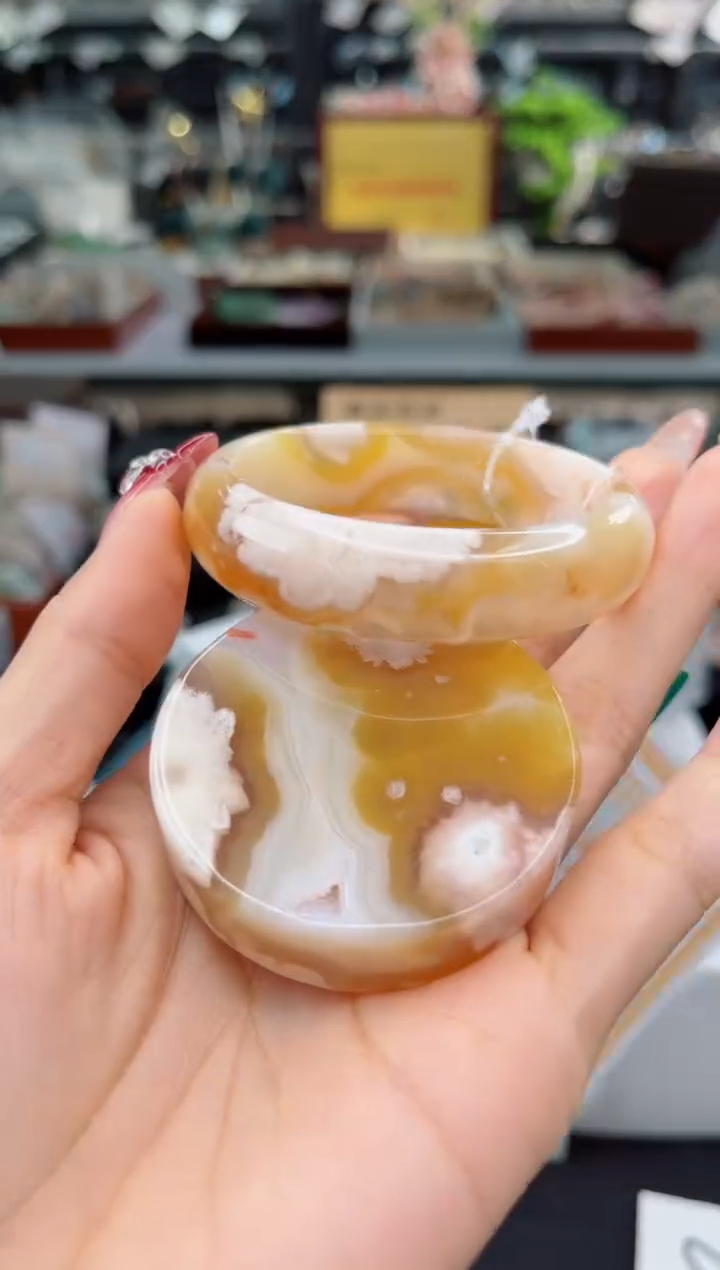 【闪购商品】石英质玉手镯未镶嵌51圈口（赠品镯心）1572002