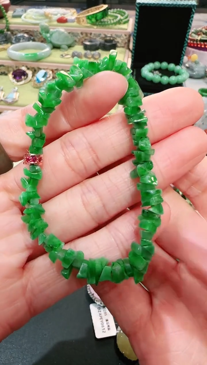 【闪购商品】翡翠颈饰未镶嵌珠串