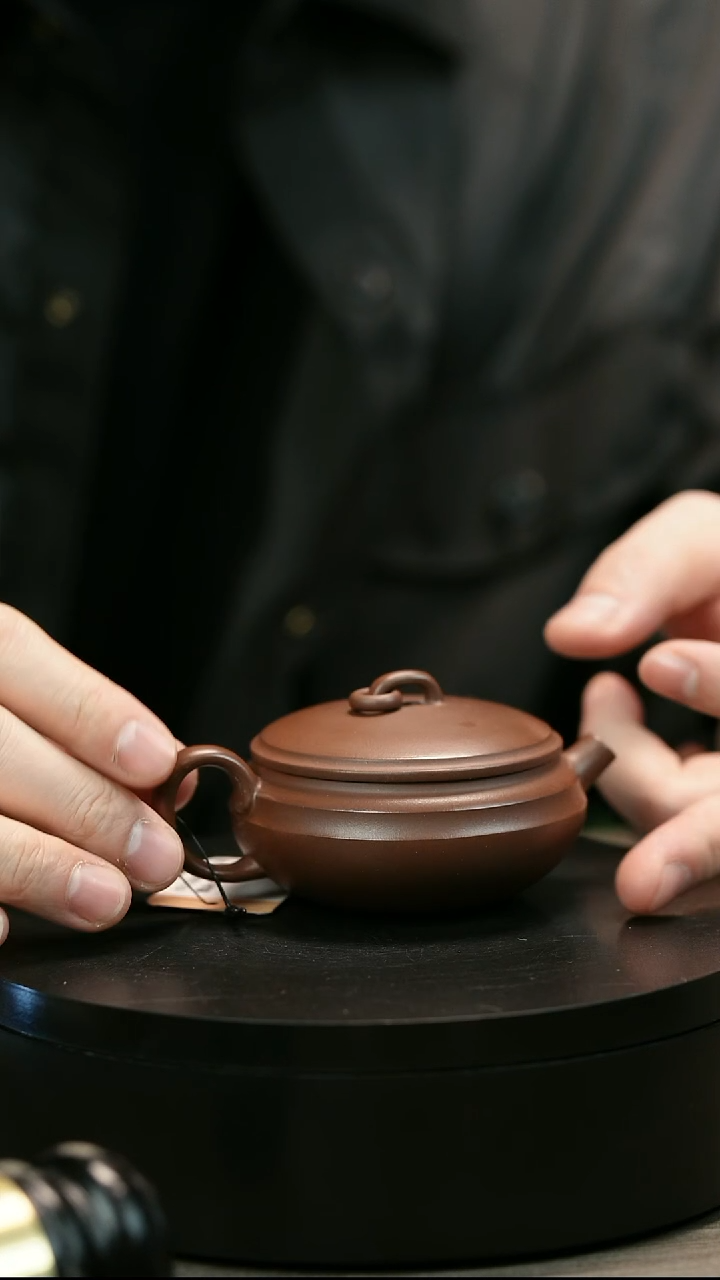 茶壶紫砂麒*麟H2533赵信军光素单圈扁炉