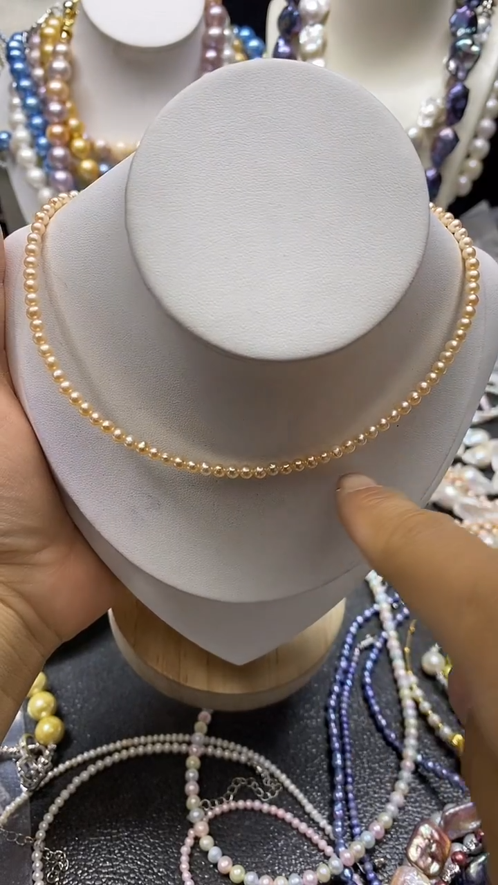 颈饰未镶嵌淡水珍珠多人