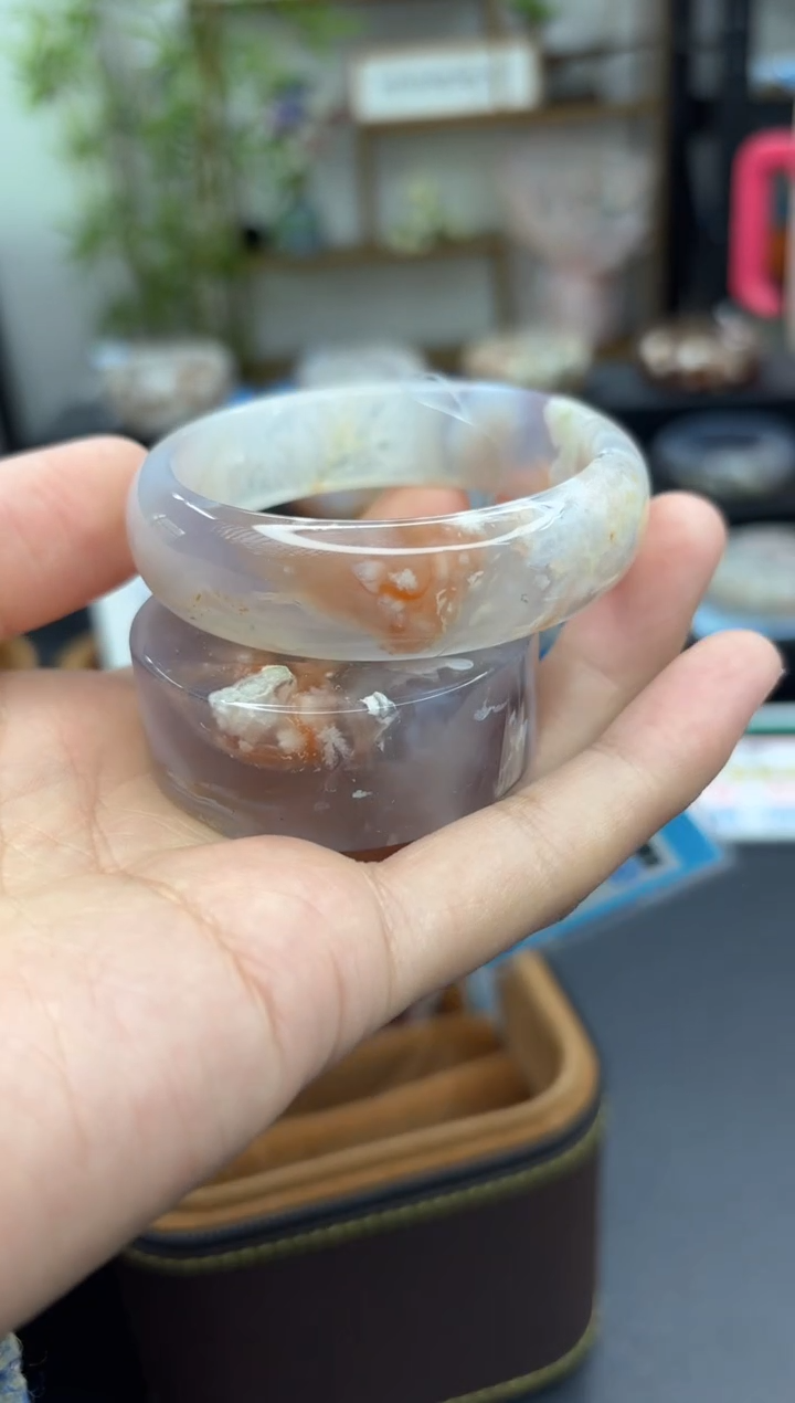 【闪购商品】石英质玉手镯未镶嵌A68(54圈赠送镯心)