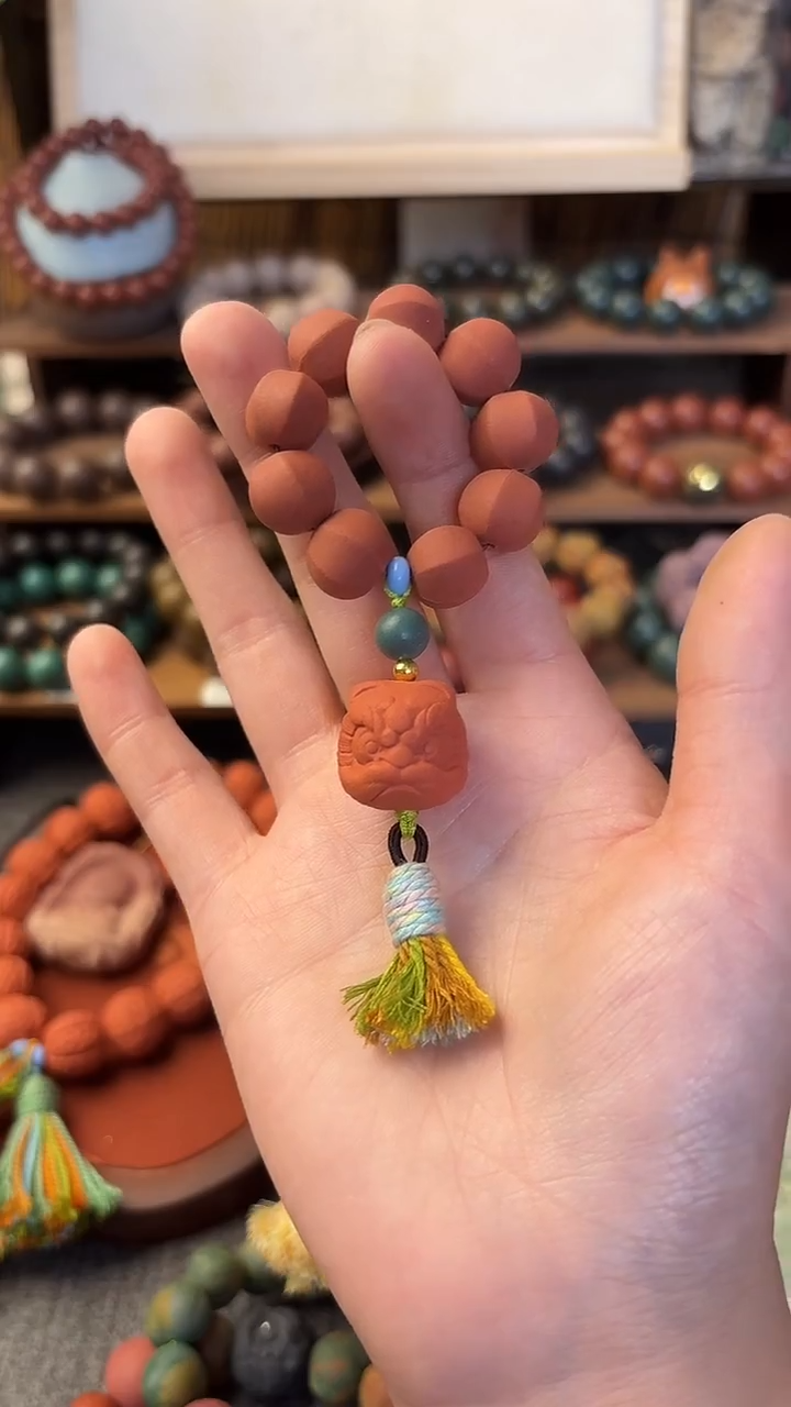 泥塑至尊红颜小手捻一个