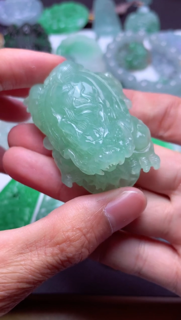 【闪购商品】翡翠颈饰未镶嵌天然翡翠