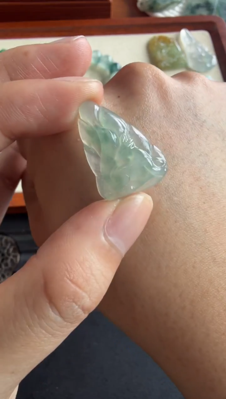 未镶嵌定制翡翠九尾狐