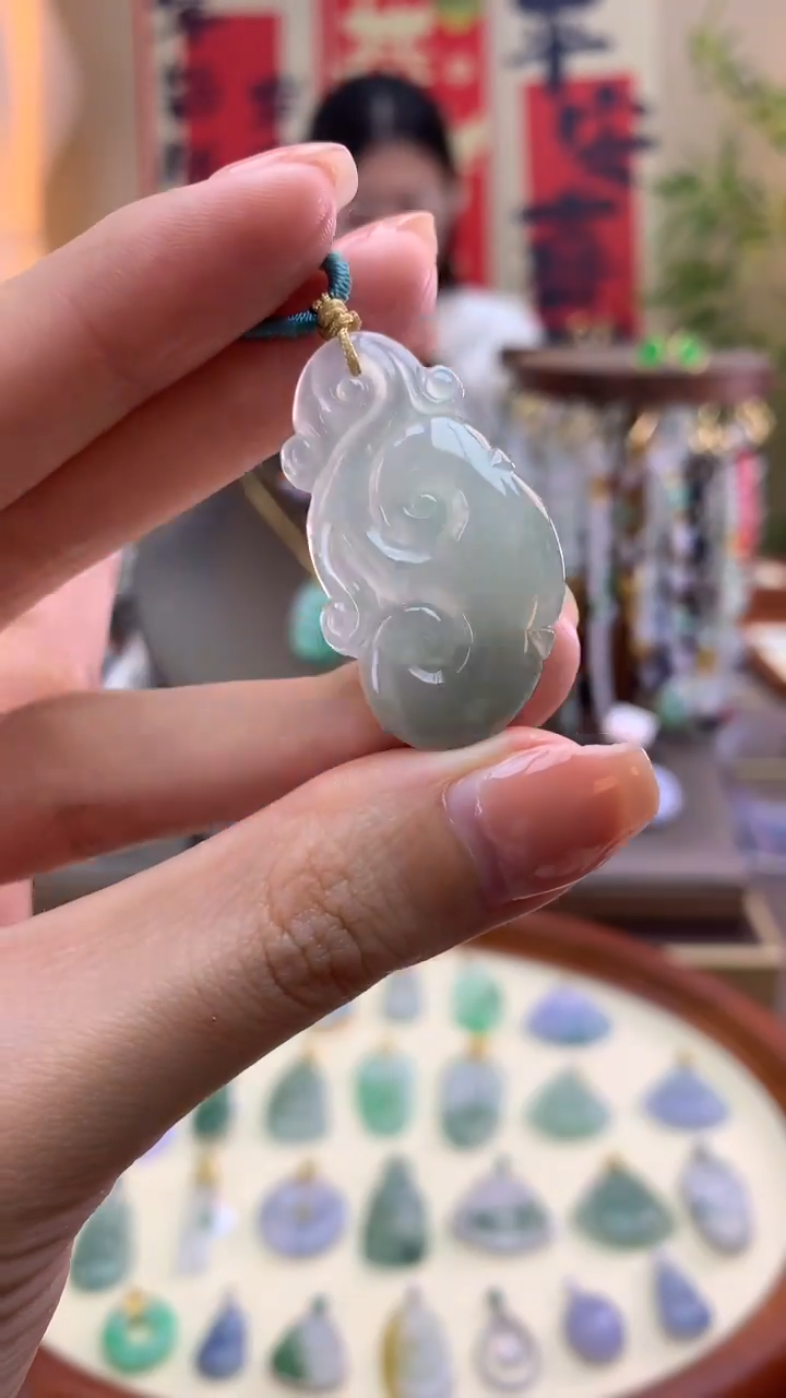 【闪购商品】翡翠颈饰未镶嵌天然a货翡翠吊坠