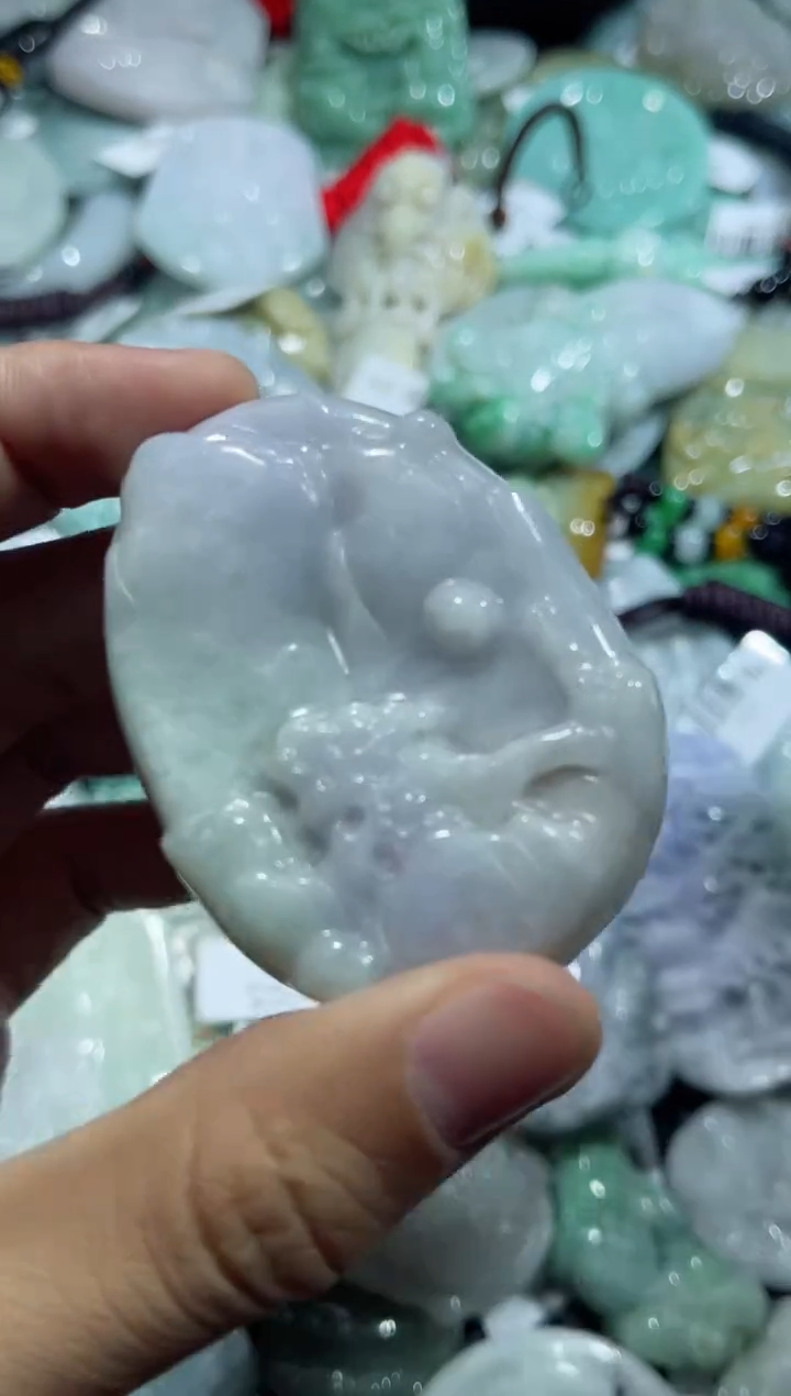 【闪购商品】翡翠颈饰未镶嵌00012749