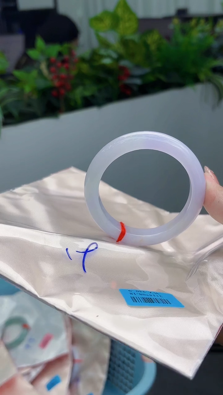 【闪购商品】翡翠手镯未镶嵌翡翠手镯