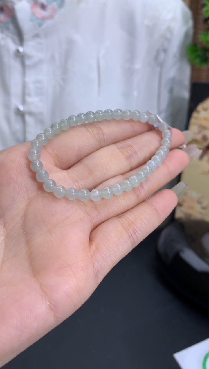 【闪购商品】翡翠手链未镶嵌淡淡晴底 卡5mm