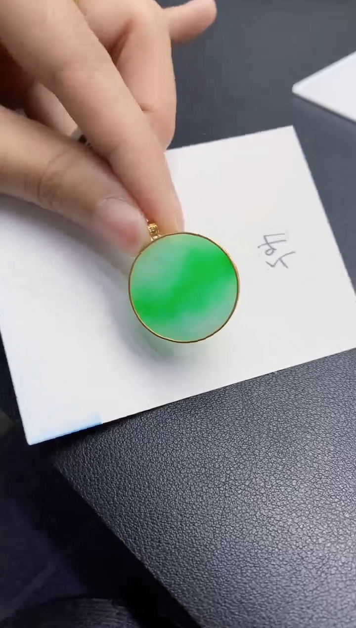 【闪购商品】翡翠颈饰18K金镶嵌000000000