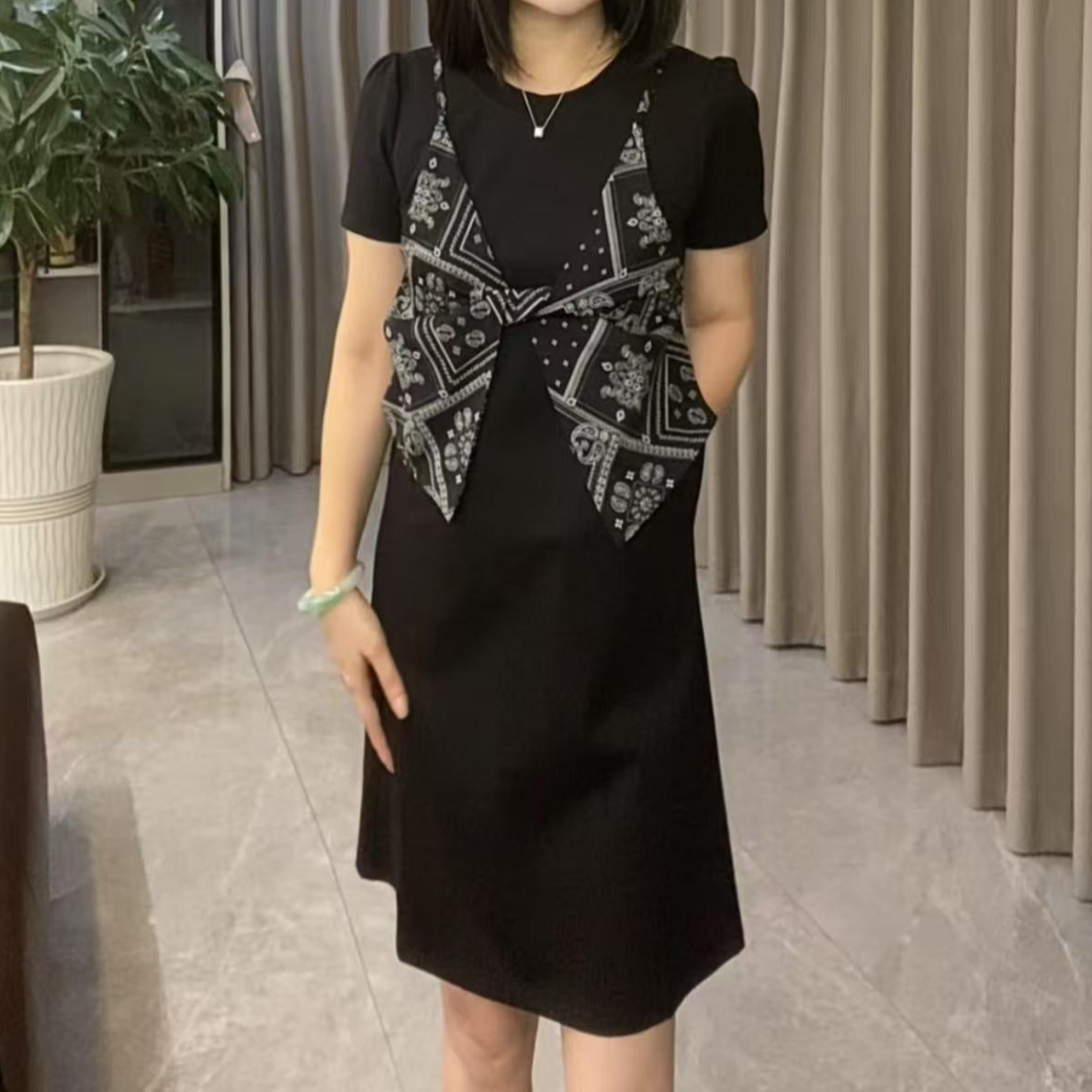 轻奢高级感气质显瘦女人味高级感连衣裙YF25293
