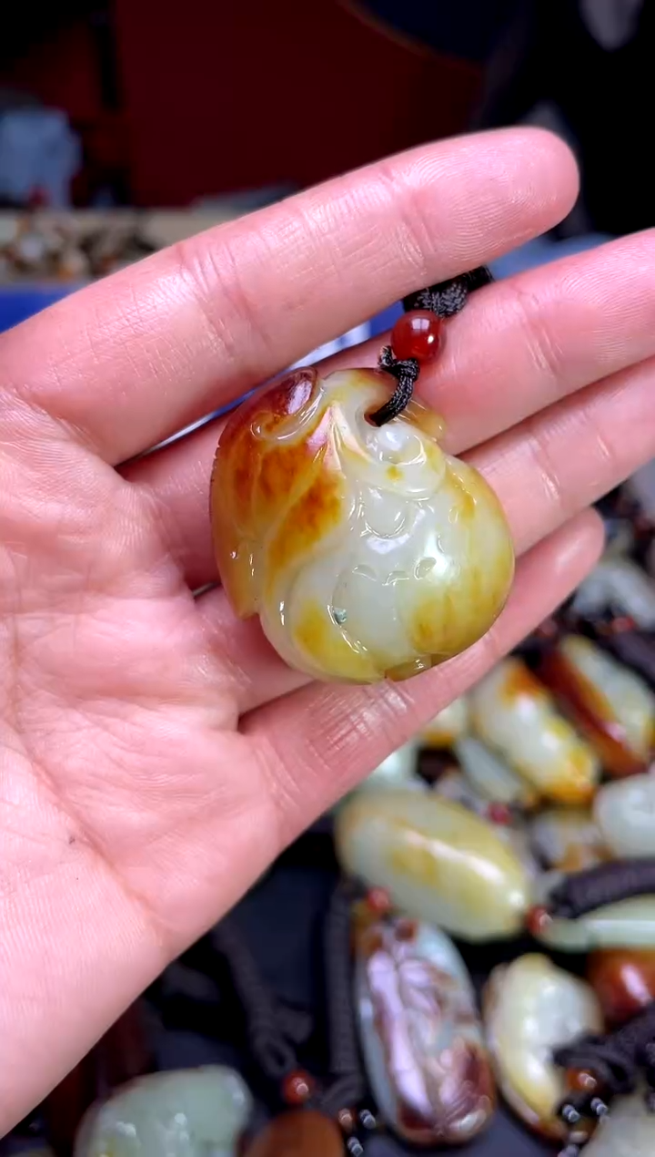 【闪购商品】和田玉颈饰未镶嵌1