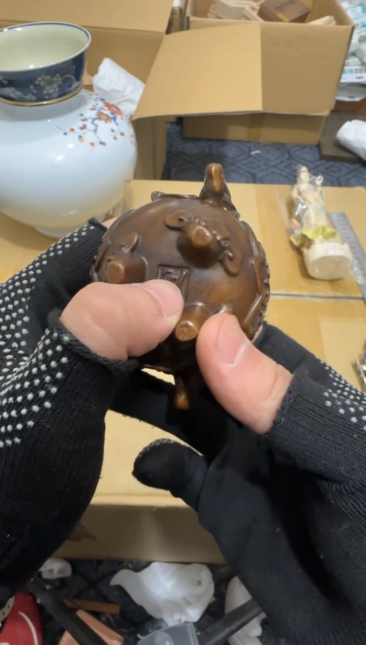 摆件铜巧****e二哥亚路中古文化