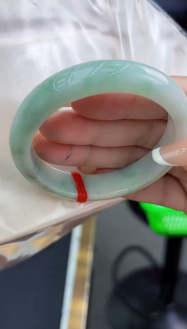 【闪购商品】翡翠手镯未镶嵌翡翠手镯